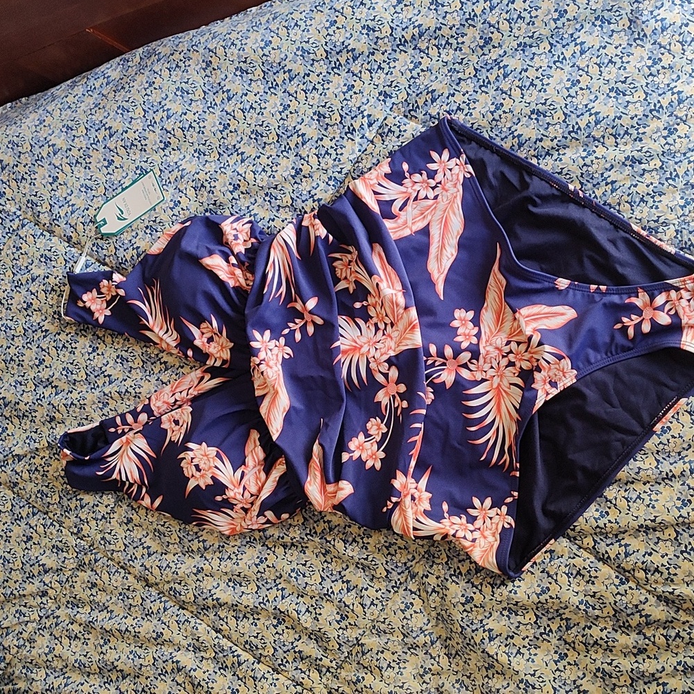 NWT YOUDIAN One Piece Swimsuit Size XL Purple Coral Floral Ruched Tummy
